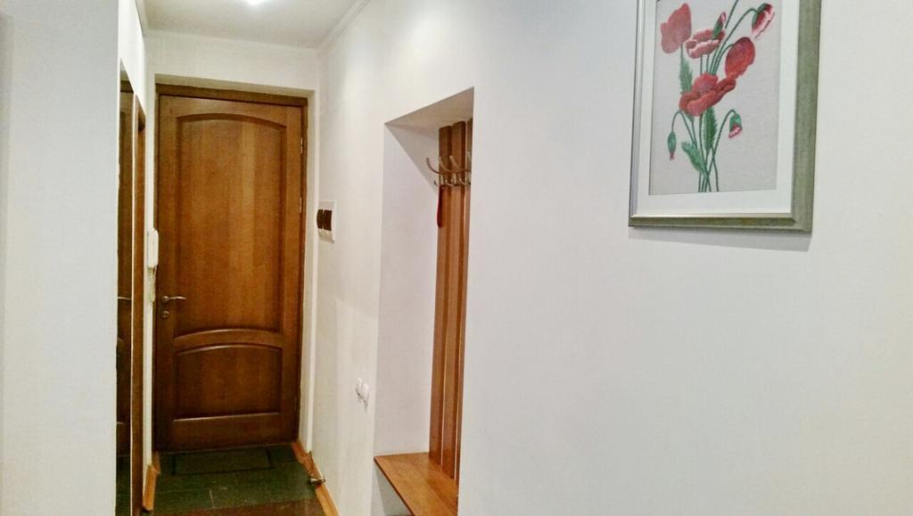 Apartment On Myasnikova 34 明斯克 外观 照片